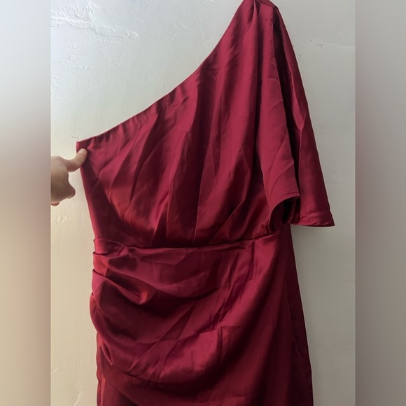 CUPSHE Women's Satin Backless One Shoulder Short Sleeve A-line Dress High Low - Picture 7 of 13